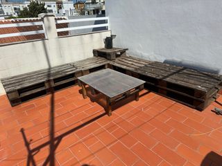 Mesa y Sofá de Palets para Jardín