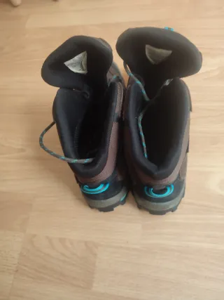 Botas trekking en perfecto estado