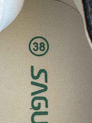 Zapatillas Saguaro Unisex Talla 38 Negras/Blancas