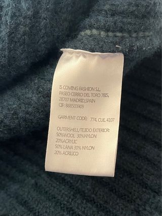 Chaleco lana Is Coming cuello alto