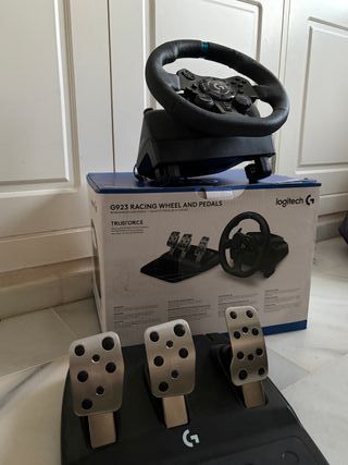 Logitech G923 Volante Gaming