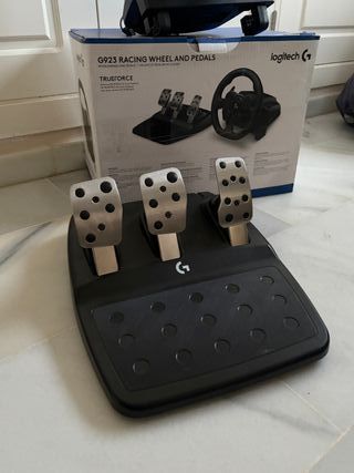 Logitech G923 Volante Gaming