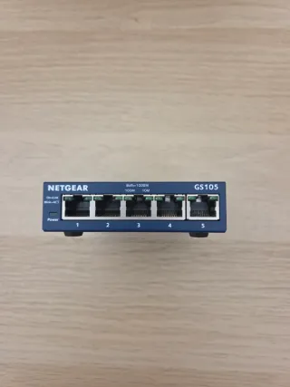 Switch 5 puertos Netgear ProSafe GS105