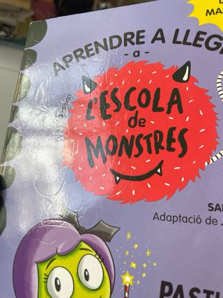 Llibres l’escola de monstres