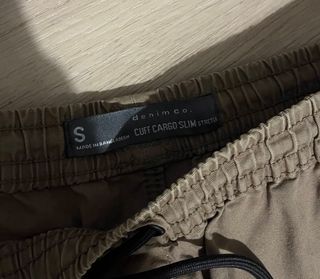 Pantalones cargo marrones