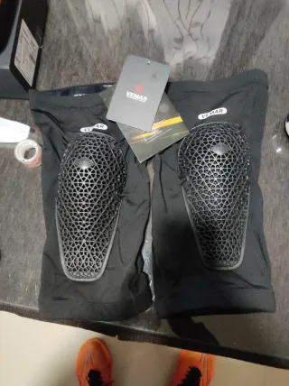 Rodilleras VEMAR transpirables anti caídas XL