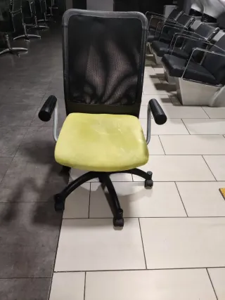 Silla Ordenador con ruedas