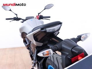 YAMAHA MT 125