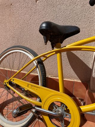 Bicicleta Cruiser Amarilla Retro