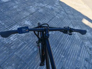 Bicicleta eléctrica Cube