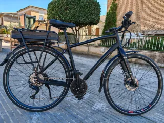 Bicicleta eléctrica Cube