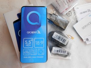Alcatel 3L Azul
