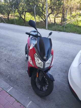 Moto 125 SYM JET 14 EURO 4 por agua.