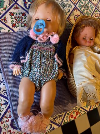 Antichi pupazzi da collezione in lotto