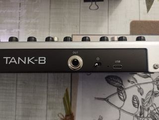 M-VAVE TANK-B Pedal Bajo Eléctrico