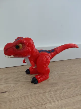T-Rex Jr. Dinos Unleashed