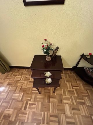 Mesas auxiliares de madera