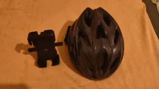 Kit Raider: Casco e supporto cellulare