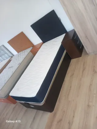 Canapé y colchón individual