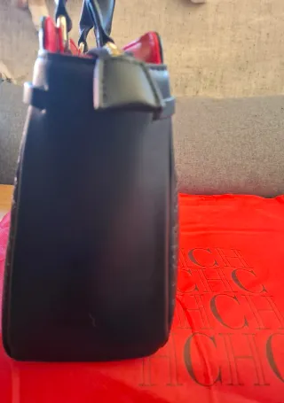 Bolso de mano Carolina Herrera CH Negro