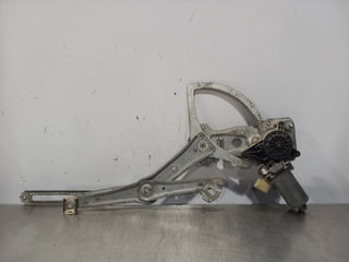 ELEVALUNAS DELANTERO DERECHO MERCEDES-BENZ CLASE