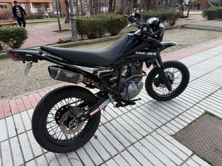 Suzuki DR125 Enduro Negra Manual