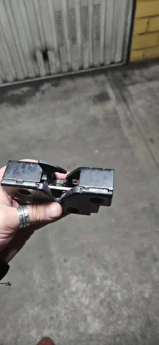 Cerradura Capó Seat Ibiza 6J5 2014