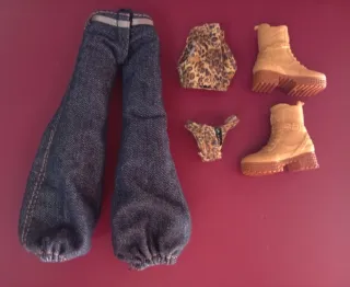 Outfit Bratz Lola Indigo Sin Muñeca.