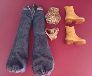 Outfit Bratz Lola Indigo Sin Muñeca.