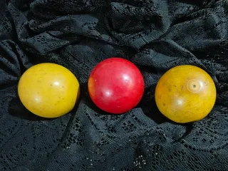 Lote Bolas Billar Antiguas + Caja