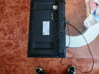 Televisión LG Negra polgada 24