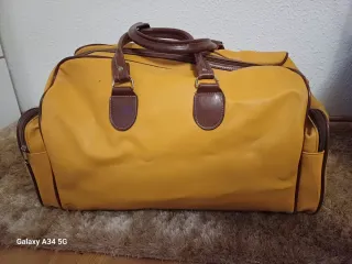 Bolsa de viaje de cuero para estancias cortas