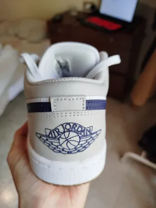 Air Jordan 1 Low White/Midnight Navy Sneakers