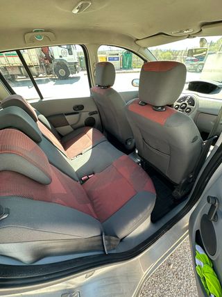 Renault Modus 2004 coche muy cuidado