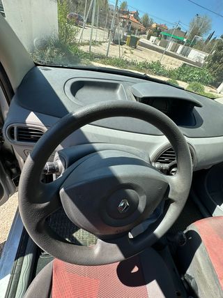 Renault Modus 2004 coche muy cuidado