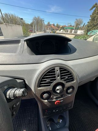 Renault Modus 2004 coche muy cuidado