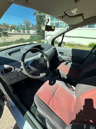 Renault Modus 2004 coche muy cuidado