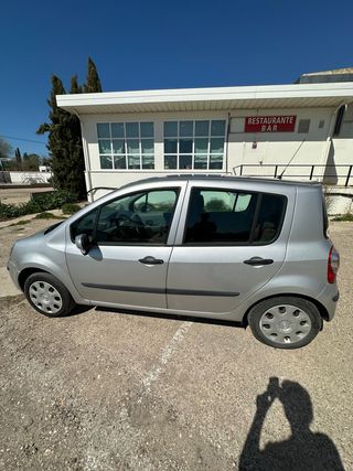 Renault Modus 2004 coche muy cuidado