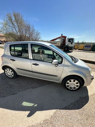 Renault Modus 2004 coche muy cuidado