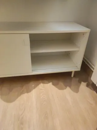 Zapatero con puertas correderas