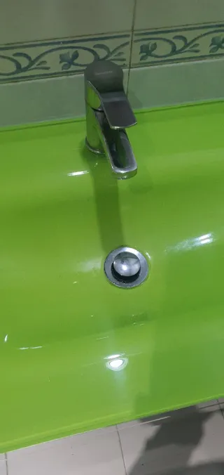 Mueble de baño moderno verde y blanco Espejo y rep