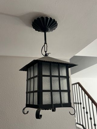 Farol de hierro forjado colgante