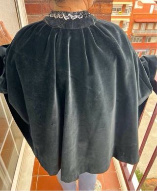 Capa terciopelo negra mujer