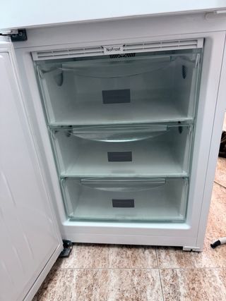 Nevera Liebherr blanca
