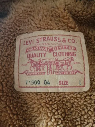 Cazadora Levi's borreguillo