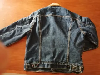 Cazadora Levi's borreguillo