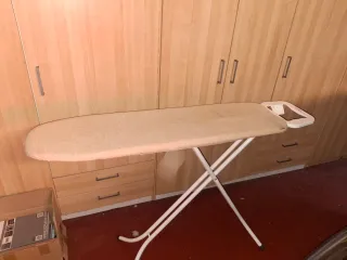 Tabla de planchar plegable