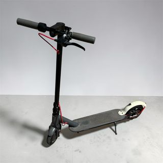 Patinete Eléctrico Negro (leer la descripción)