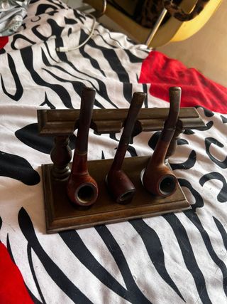 Soporte para ¥i!as de madera