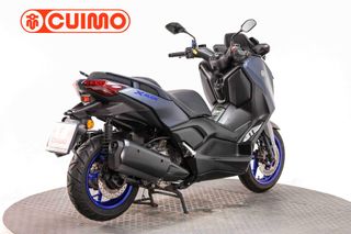 YAMAHA XMAX 300